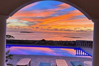 Image de Belle villa avec piscine et vue panoramique sur l'Océan, détendez-vous!