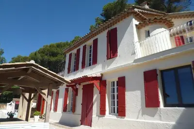 Image de Aix en Provence, \n  Vue panoramique, calme, Bastide ancienne  6- 8 pers