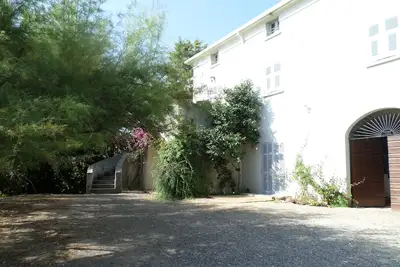 Image de Appartement spacieux au Rdc d'une villa, au calme