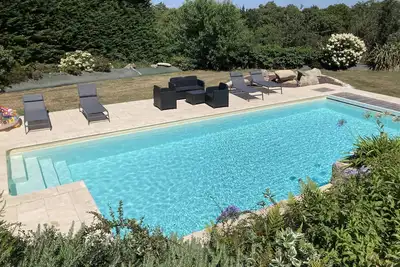 Image de Gîte de Penn Ar Roz: 3 épis côté mer à Guiler-Sur-Goyen, 4-5 pers, piscine.