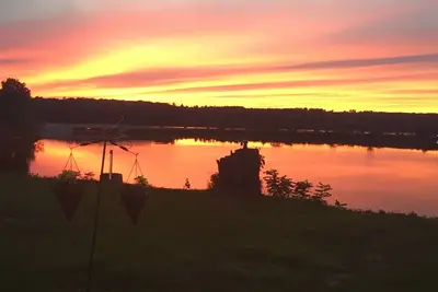 Image de Lit et petit déjeuner au bord de l'eau