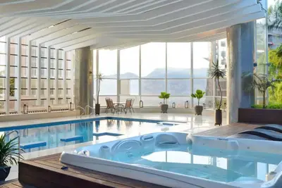 Image de Penthouse Superbe Avec Piscine Chauffante