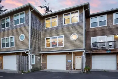 The Treehouse Townhouse