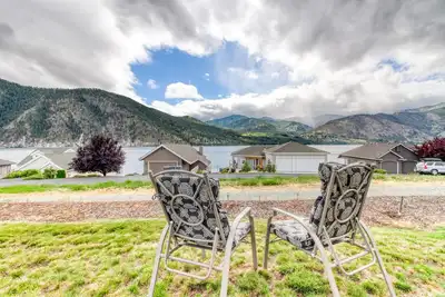 Image de Lake View home w / deck, piscine partagée, plage, tennis et location de bateaux