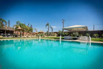 Image de Exquisite retreat : 12 suites villa with verdant splendor and exclusive services
