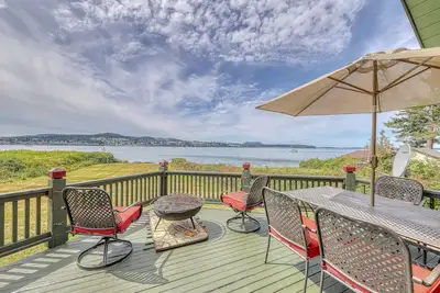 Image de Nouvelle Liste! Dog-friendly, maison en bord de mer w / foyer et vue imprenable sur l'eau