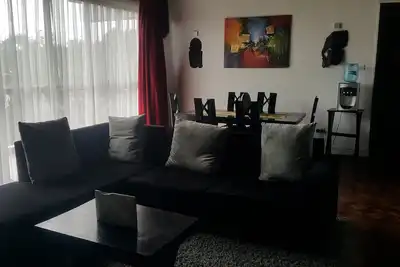 Image de 3 chambres 3 salles de bain plus quartier des serviteurs