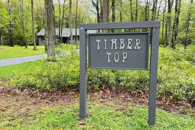 Image de Timber Top Cabin: Fire Pit + WiFi + State Forest-Parcs / Randonnée pédestre