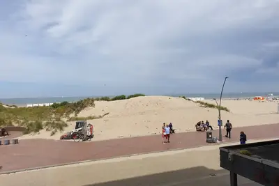 Image de Appartement avec vue sur la mer Ă Oostduinkerke