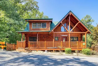 Image de Black Bear Ridge - 5 Bedroom - 12 personnes!