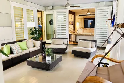 Image de Downtown Lafayette Home! !