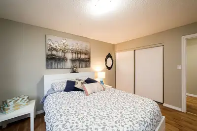 Image de Hébergement d'équipage pour 4 personnes - Valeur incroyable! ! !