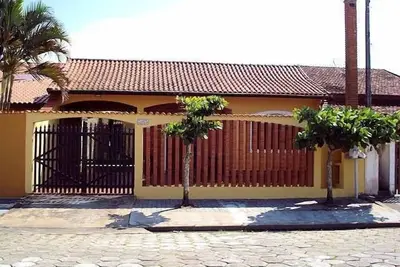 Image de Villa avec piscine près de la plage - 1 suite