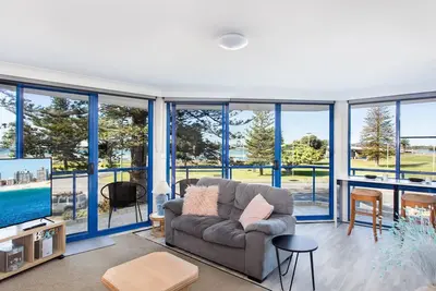 Heritage 202 - Central Tuncurry Location!