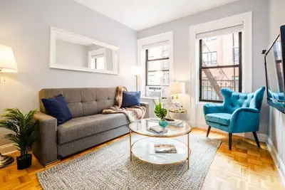 Image de 2 Chambres 1 Bain 3 Lits Plein Apt Broadway / Central Park