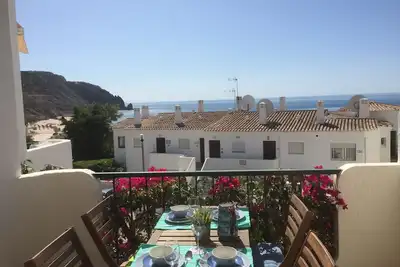 Image de Je l'ai acheté pour la vue et le calme