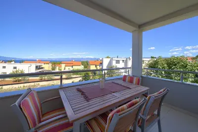 Image de Appartement de vacances Malinska pour 1 - 4 personnes avec 2 chambres à coucher - Appartement de vac