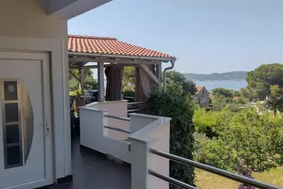 Image de Appartement de vacances Sveti Filip i Jakov pour 1 - 6 personnes avec 3 chambres à coucher - Apparte