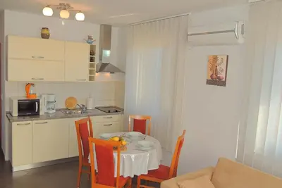 Image de Appartement de vacances Malinska pour 1 - 4 personnes avec 1 chambre à coucher - Appartement de vaca