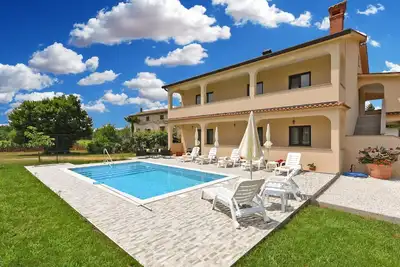 Image de Appartement de vacances Poreč pour 1 - 6 personnes avec 3 chambres à coucher - Appartement de vacanc