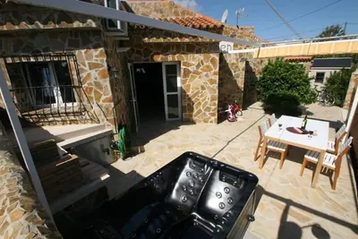 Image de Maison de vacances Els Poblets pour 1 - 4 personnes avec 1 chambre à coucher - Domicile de vacance d