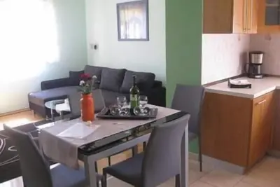 Image de Appartement de vacances pour 6 personnes env. 75 qmà Pula, Istrie (Istrische Riviera)