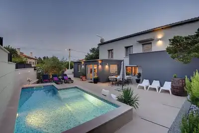Image de Maison de vacances Ližnjan pour 1 - 8 personnes avec 2 chambres à coucher - Maison de vacances