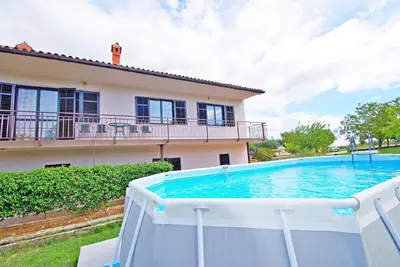 Image de Appartement de vacances pour 6 personnes env. 120 qmà Sajini, Istrie (Baie de Raša)