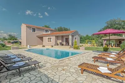 Image de Maison de vacances Valtura pour 1 - 8 personnes avec 4 chambres Ă coucher - Maison de vacances
