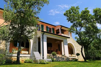 Image de Appartement de vacances Koromacno pour 1 - 10 personnes avec 5 chambres Ă coucher - Appartement de v