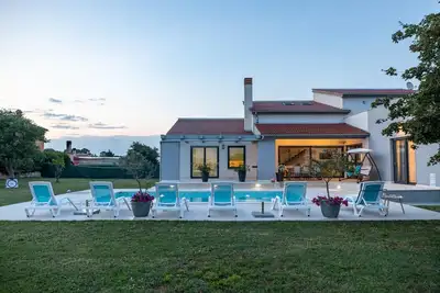 Image de Maison de vacances pour 8 personnes env. 250 qmà Šišan, Istrie (Côte sud de l'Istrie)