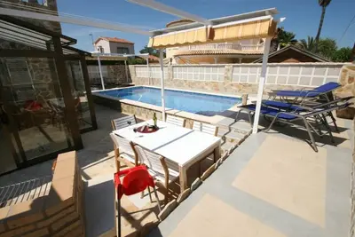 Image de Maison de vacances Els Poblets pour 1 - 7 personnes avec 3 chambres à coucher - Domicile de vacance