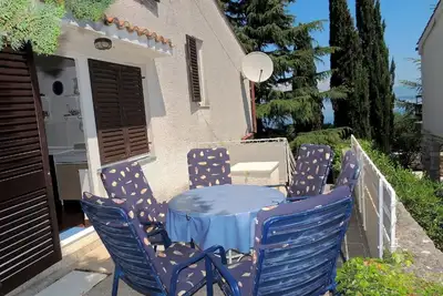 Image de Appartement de vacances Malinska pour 1 - 4 personnes avec 2 chambres à coucher - Appartement de vac