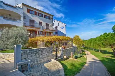 Image de Appartement de vacances Vrsar pour 1 - 6 personnes avec 2 chambres Ă coucher - Appartement de vacanc