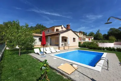 Image de Maison de vacances Sveti Lovrec pour 1 - 6 personnes avec 3 chambres à coucher - Maison de vacances