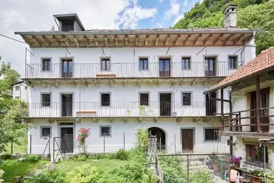 Image de Maison de vacances Russo pour 1 - 6 personnes avec 3 chambres à coucher - Bâtiment historique
