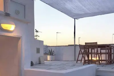 Image de Homerez - Maison accueillante Ă Matino avec terrasse