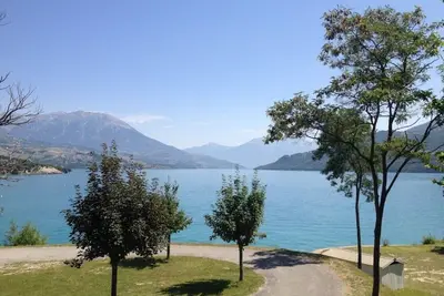 Image de Un coin de paradis : acces  côté lac avec vue exceptionnelle