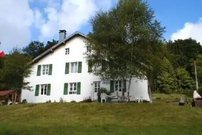 Image de Grand Gîte dans ex-ferme, en plein Parc Naturel des Vosges