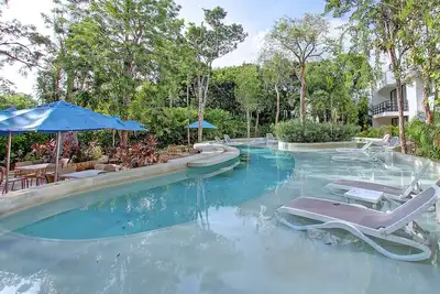 Penthouse \"impérial\" avec piscine et toit privés
