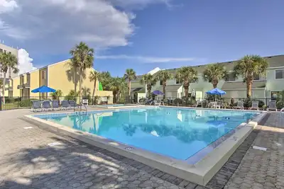 Image de Nouveau! Destin Townhome avec accès à la plage et 2 piscines!
