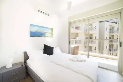 Image de Appartement spacieux et relaxant près de la plage