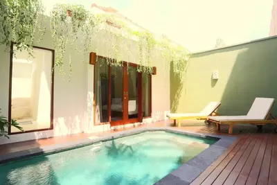 Image de 1 Br Villa dans un excellent emplacement de Seminyak, à proximité des commerces et des restaurants (Jg)