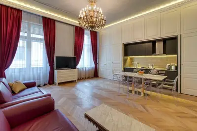 Image de Count Zrinyi Basilica Luxurious Residence