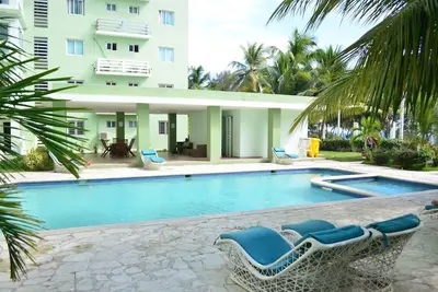 Image de Appartement calme avec vue sur l'océan w / Pool