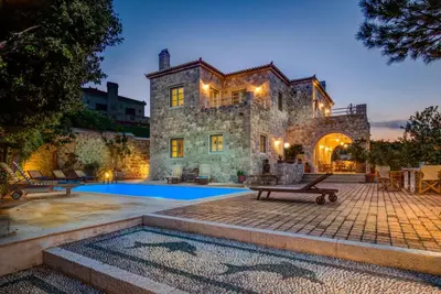 Image de Villa de luxe avec piscine Arte à Spetses