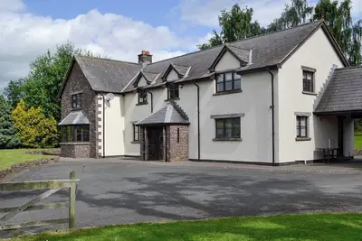 Image de 6 chambres hébergement à Brecon