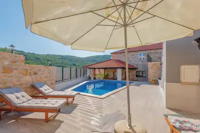 Image de Belle maison Ă Krivodol avec WiFi