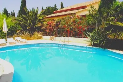 Image de Maussane les alpilles location villa maison de vacances  piscine internet wifi