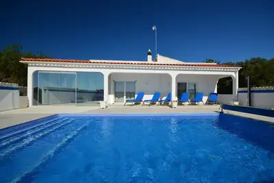 Image de Villa oleander : À la campagne  / in the countryside / na zona rural